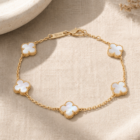 Ivorie: Mother of Pearl Quatrefoil Bracelet in Gold vermeil 925 Sterling Silver