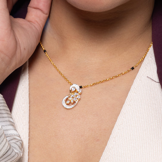 Ritvaa Sleek Aura - Paisley Elegance