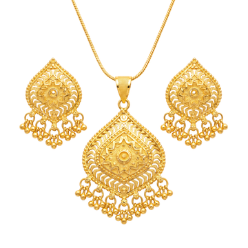 Varnika Pendant Set