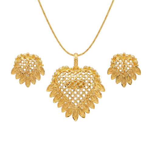 Ritvaa Minimal Circle Pendant Set