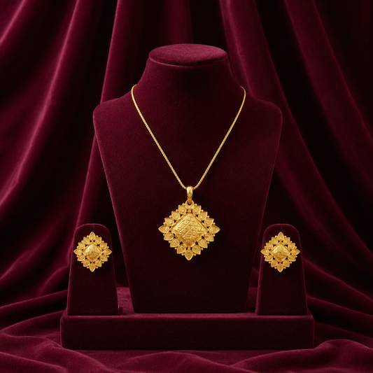 Kritisha Pendant Set