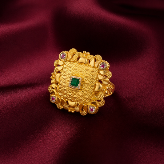 Dharini Kundan Ring
