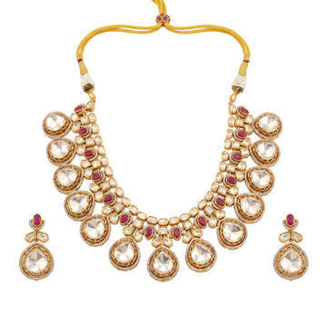 Samyukta Necklace Set