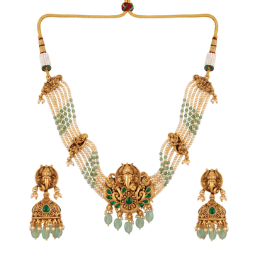 Vakrangi Necklace Set