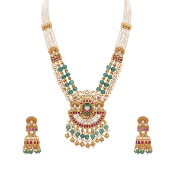 Yauvika Necklace Set