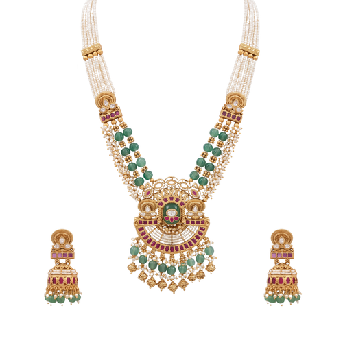 Yauvika Necklace Set