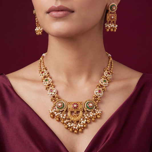 Vilambaka Necklace Set