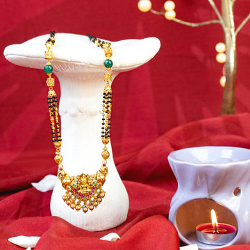 Ritvaa Heritage Luxe - Nakashi Aura