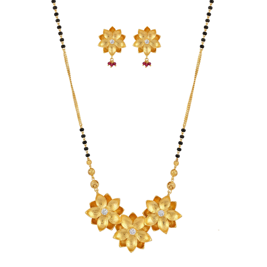 Ritvaa Radiant Leaf Medallion Mangalsutra Set
