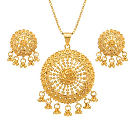 Ritvaa Vintage-Inspired Pendant Set