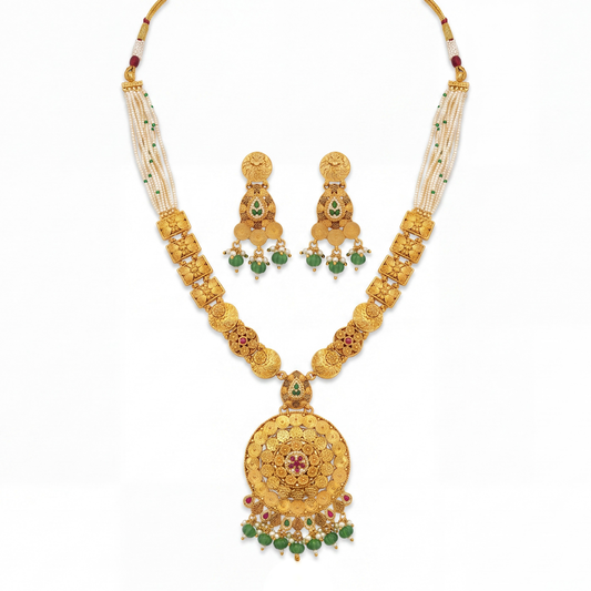 Smritika Necklace Set