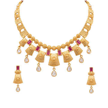 Nishka Necklace Set