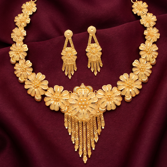 Juhi Necklace Set