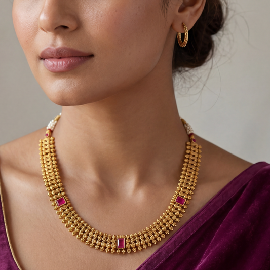 Nirukti Necklace Set