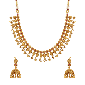 Veenika Necklace Set