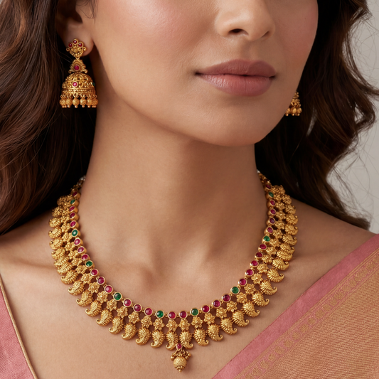 Charulata Necklace Set