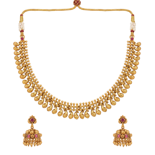 Mrinalini Necklace Set