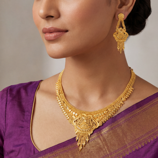 Vehansa Necklace Set