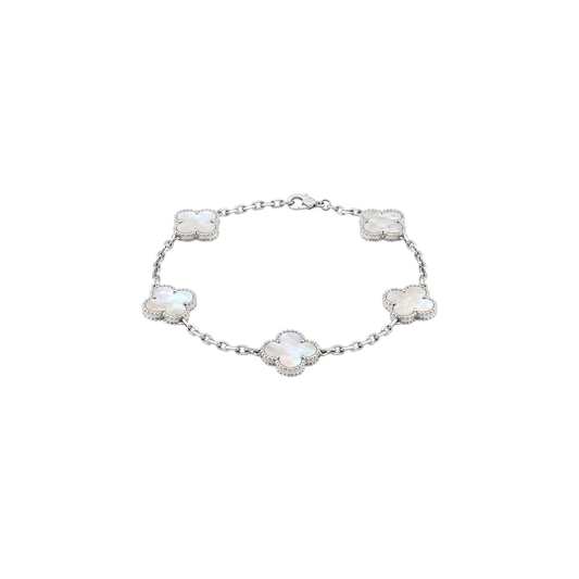 Belle Vie: Mother-of-Pearl Clover Bracelet in 925 Sterling Silver