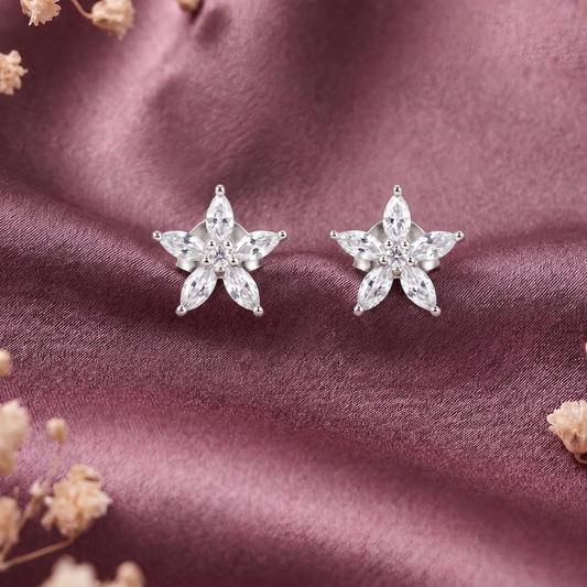 Starlet: Crystal Star Stud Earrings in 925 Sterling Silver
