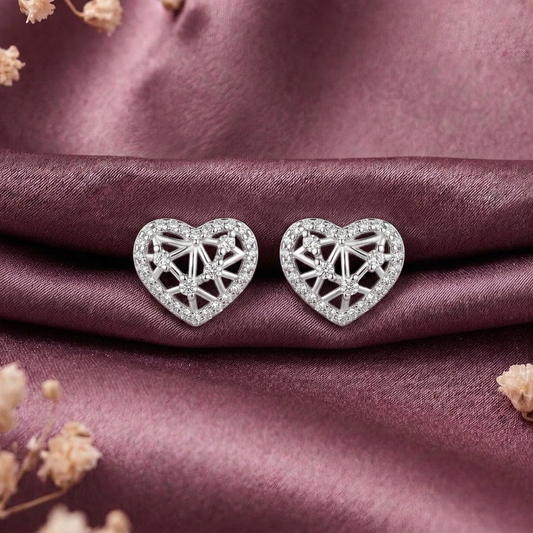 Sweetheart: Openwork Heart Stud Earrings in 925 Sterling Silver