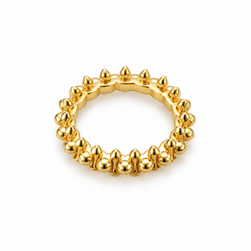Rebel Heart: Studded Statement Ring in Gold Vermeil 925 Sterling Silver