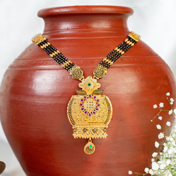 Ritvaa Festive Couture - Lustrous Bloom